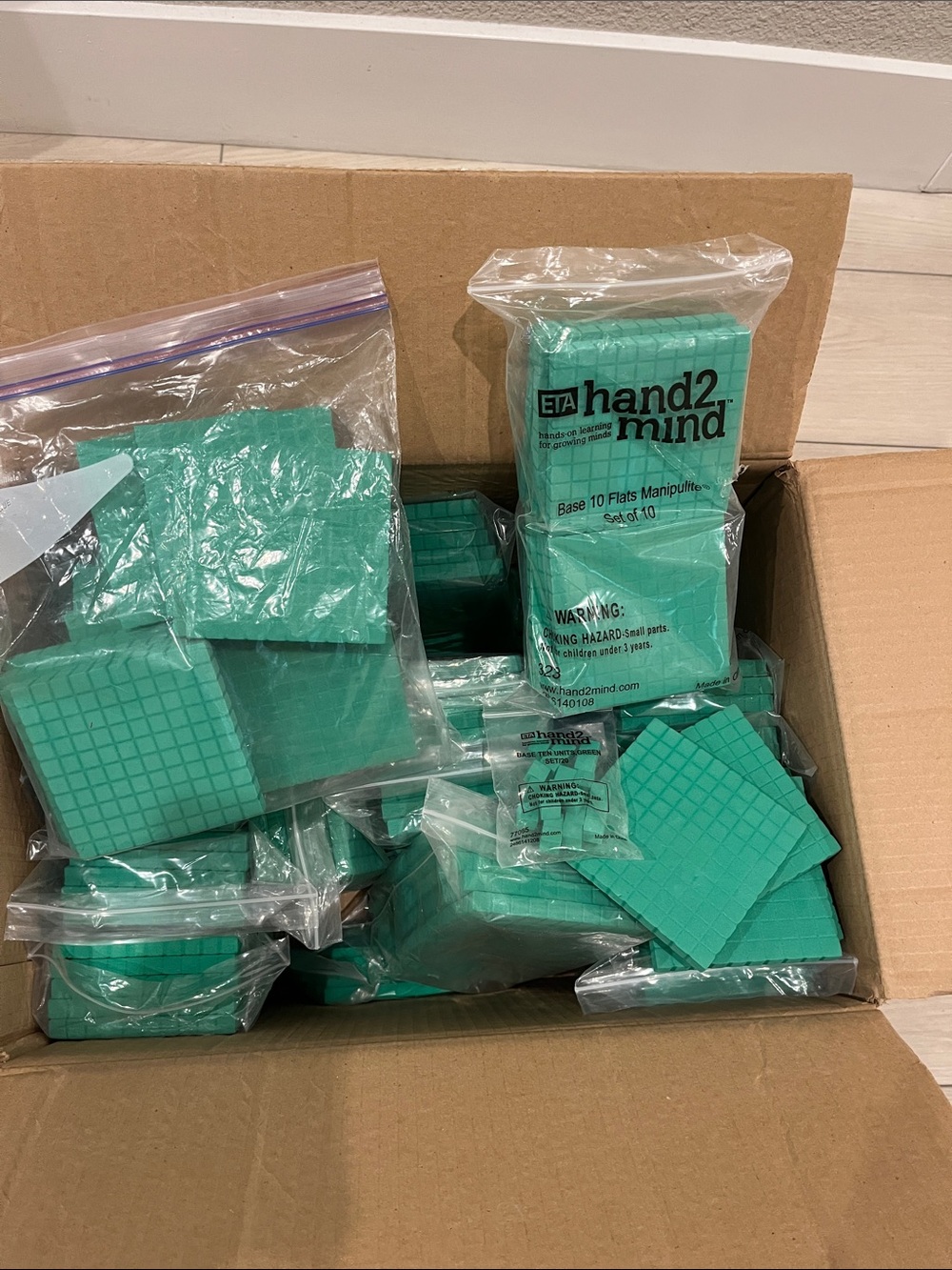 hand2mind Green Base Ten Flats Manipulatives - Classroom Pack